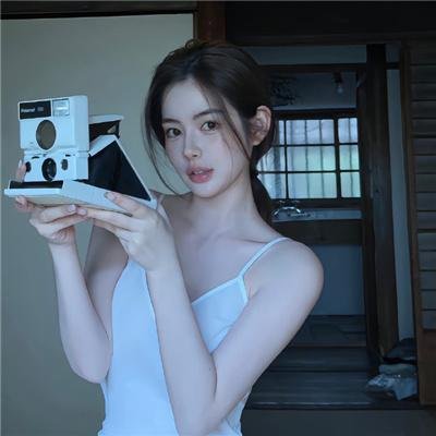 山里红海报